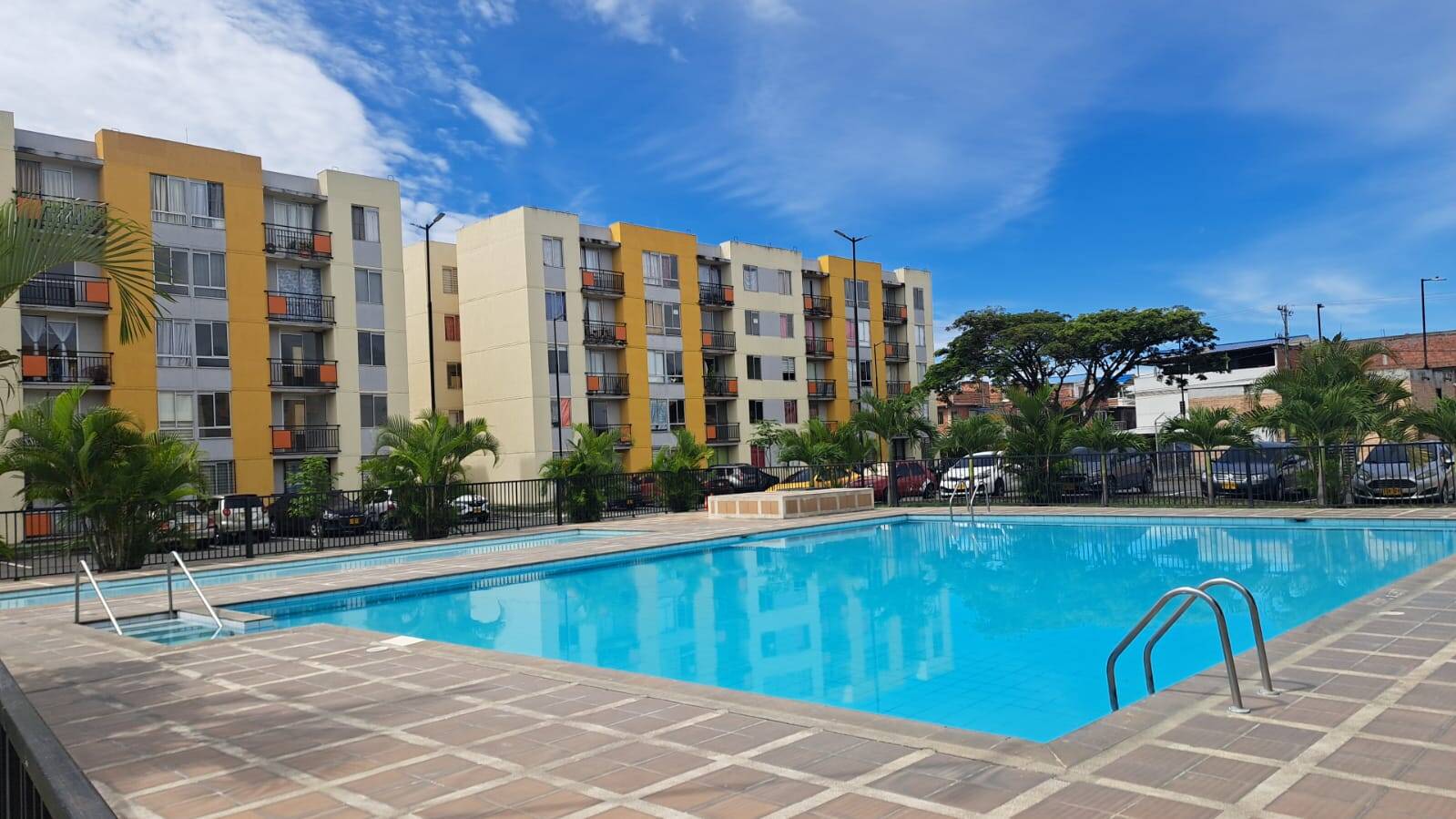 #102 - Apartamento para Alquiler en Puerto Tejada - CAU