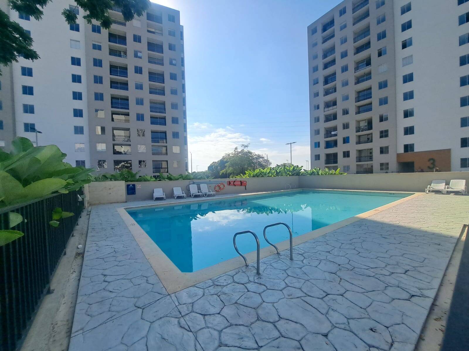 #109 - Apartamento para Alquiler en Cali - VAC