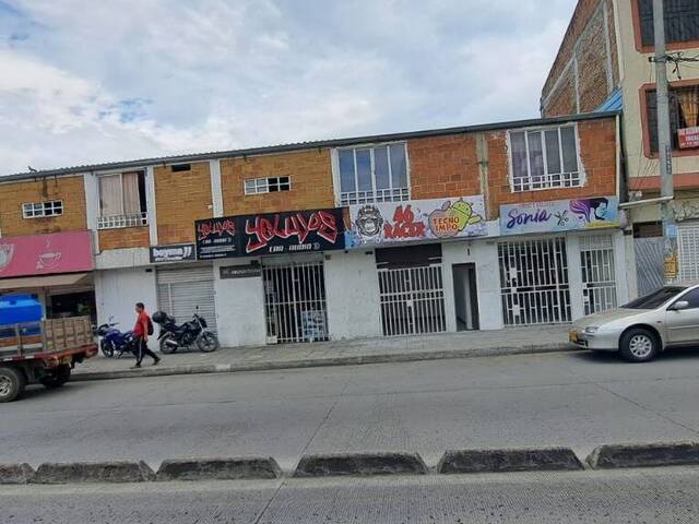 #89 - Piso Comercial para Alquiler en Cali - VAC - 3