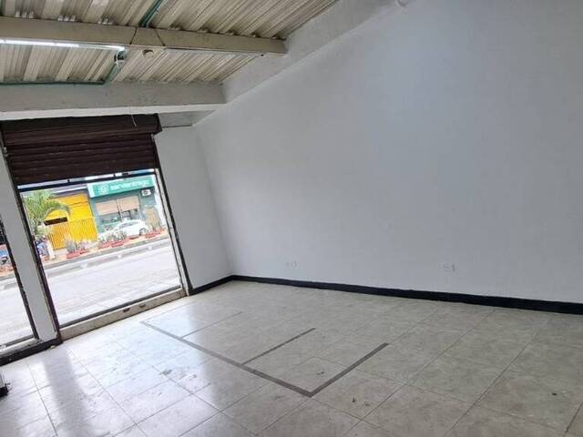 Piso Comercial para Alquiler en Cali - 4