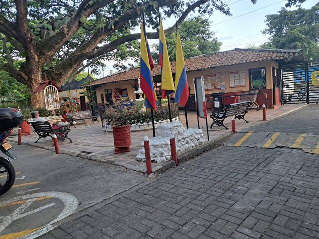 #98 - Apartamento para Venta en Cali - VAC - 1
