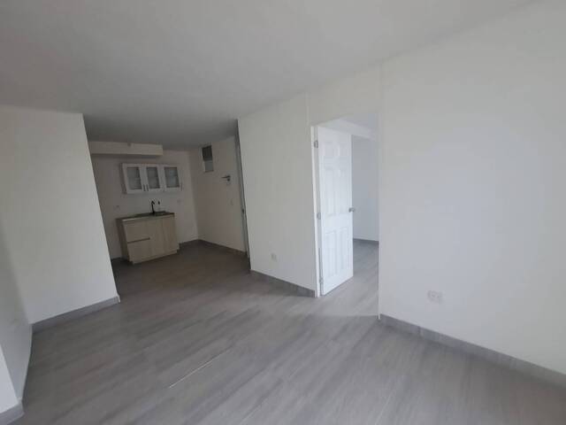#100 - Apartamento para Alquiler en Puerto Tejada - CAU - 3