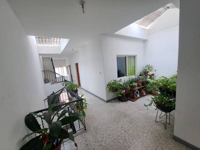 #107 - Casa para Venta en Cali - VAC