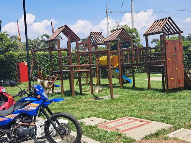 #111 - Apartamento para Alquiler en Puerto Tejada - CAU